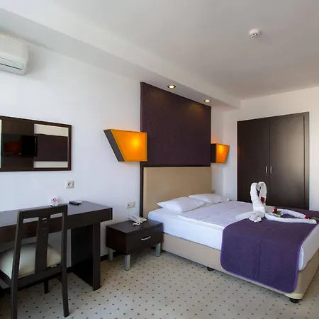 Munamar Beach Hotel